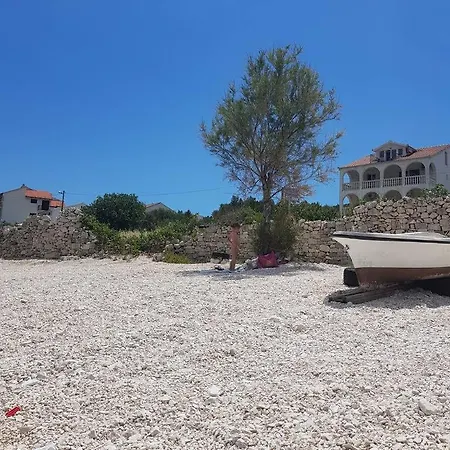 Apartman In Arbanija Mit Meerblick, Balkon, Klimaanlage, W-lan 5137-2 *