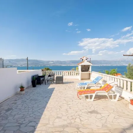 Apartment In Arbanija Mit Meerblick, Balkon, Klimaanlage, W-lan 5137-2