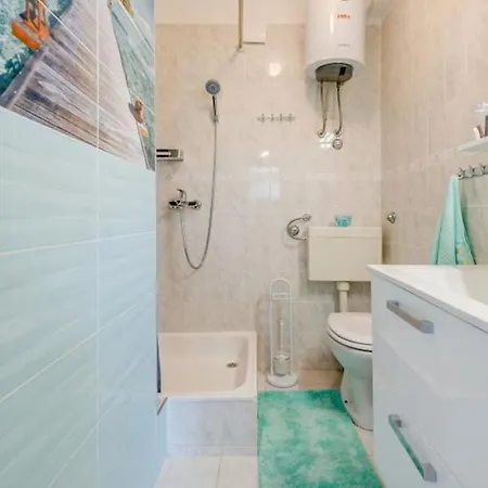 Lejlighed In Arbanija Mit Meerblick, Balkon, Klimaanlage, W-lan 5137-2