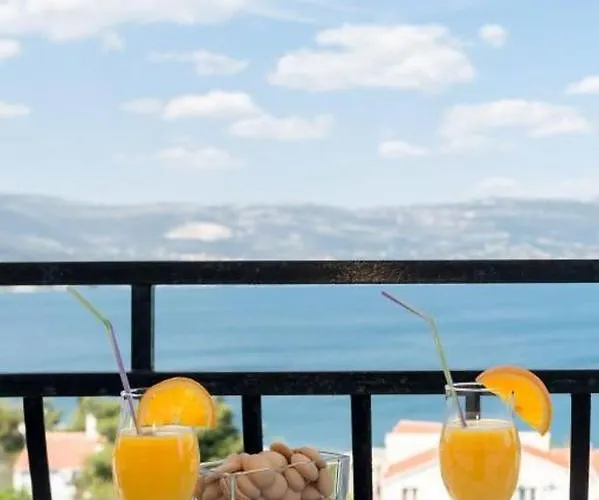 In Arbanija Mit Meerblick, Balkon, Klimaanlage, W-lan 5137-2 公寓 *